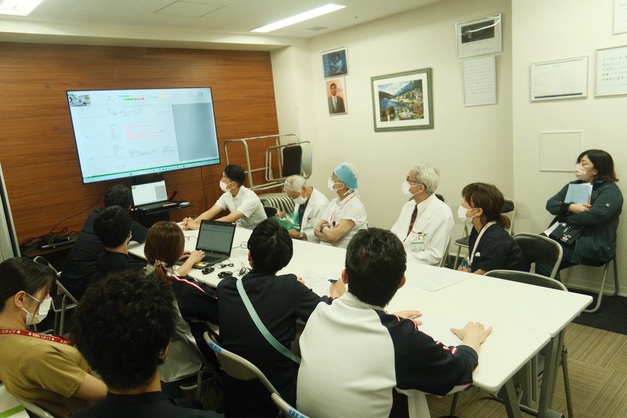 就労支援カンファレンスの様子